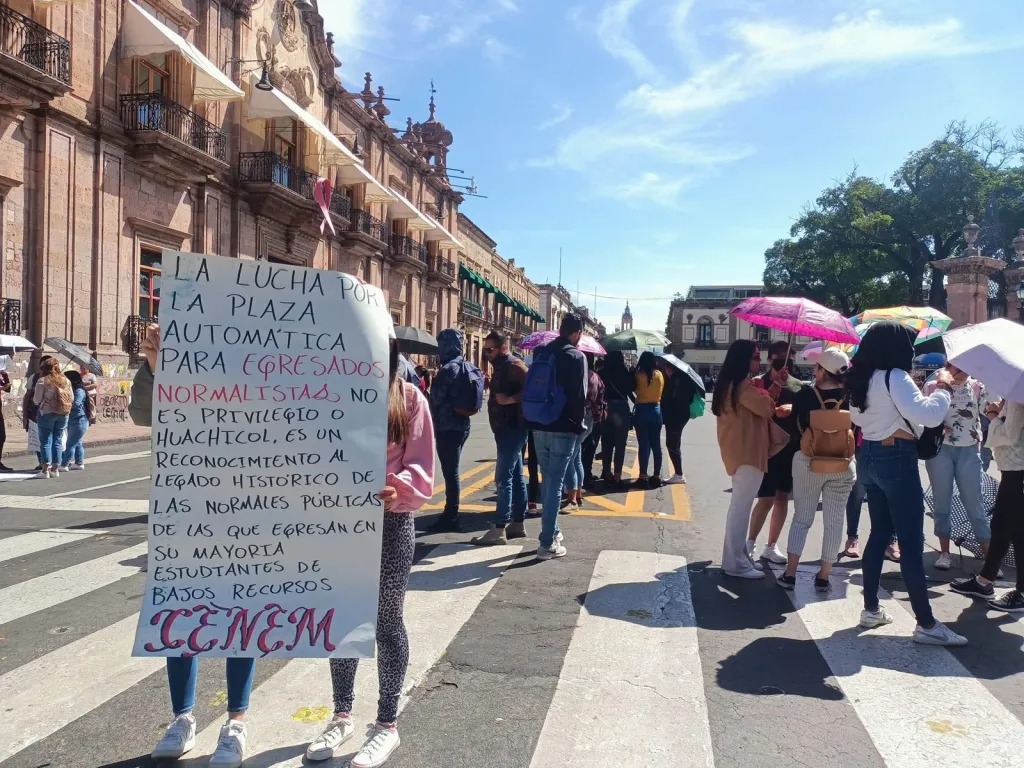 Asignará SEE 40 plazas de nivel básico esta semana; formalizadas más de 2 mil