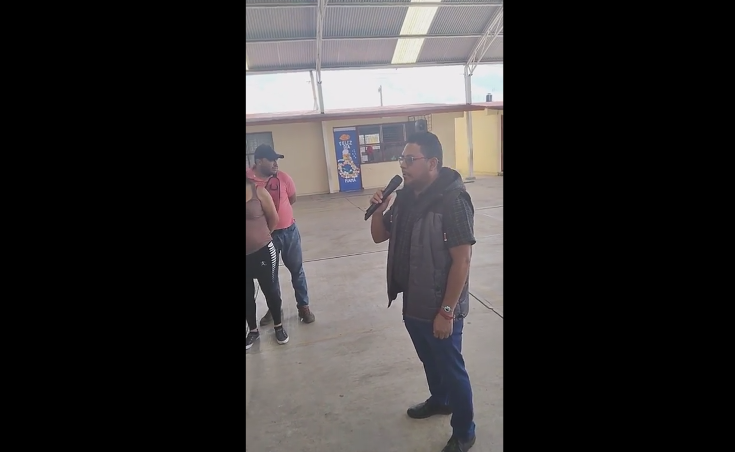 Insiste director que fue error beber alcohol en escuela de Morelia