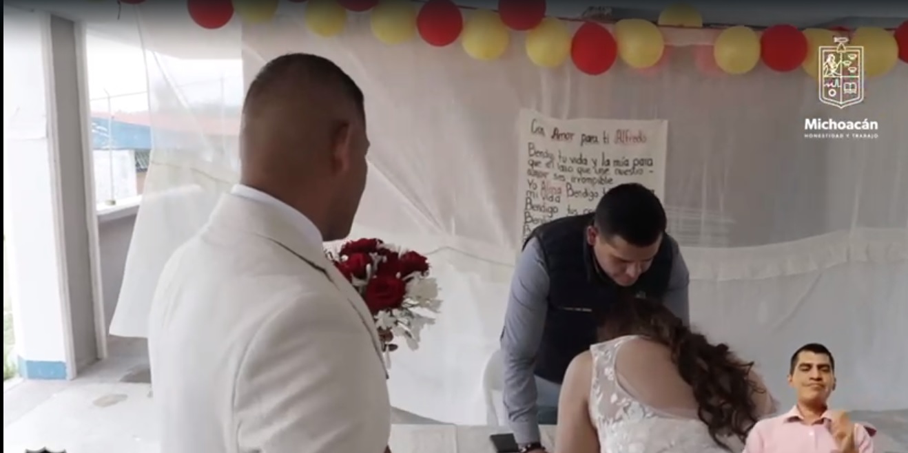 Formalizan matrimonio penal de Michoacán