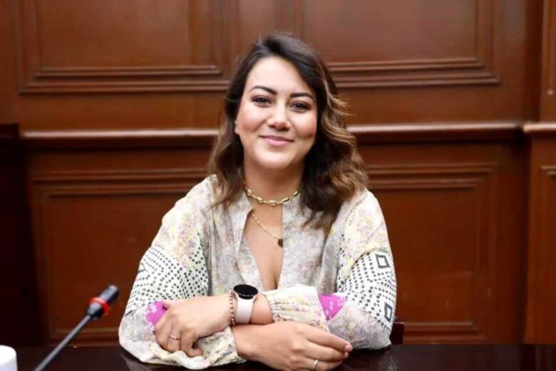 La Diputada Mónica Valdez impulsa una iniciativa en Michoacán para que, por ley, uno de cada cinco cargos públicos sea para jóvenes, fomentando oportunidades e inclusión juvenil
