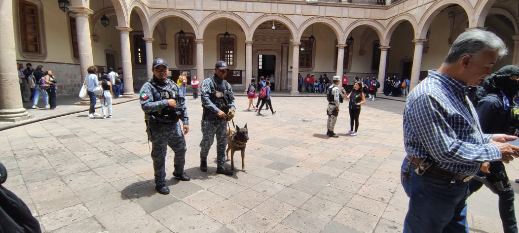 Ingreso del Ejército a prepa 2 de la UMSNH, fue por operativo sorpresa