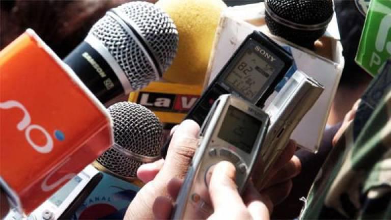 En Congreso estancadas iniciativas para protección a periodistas
