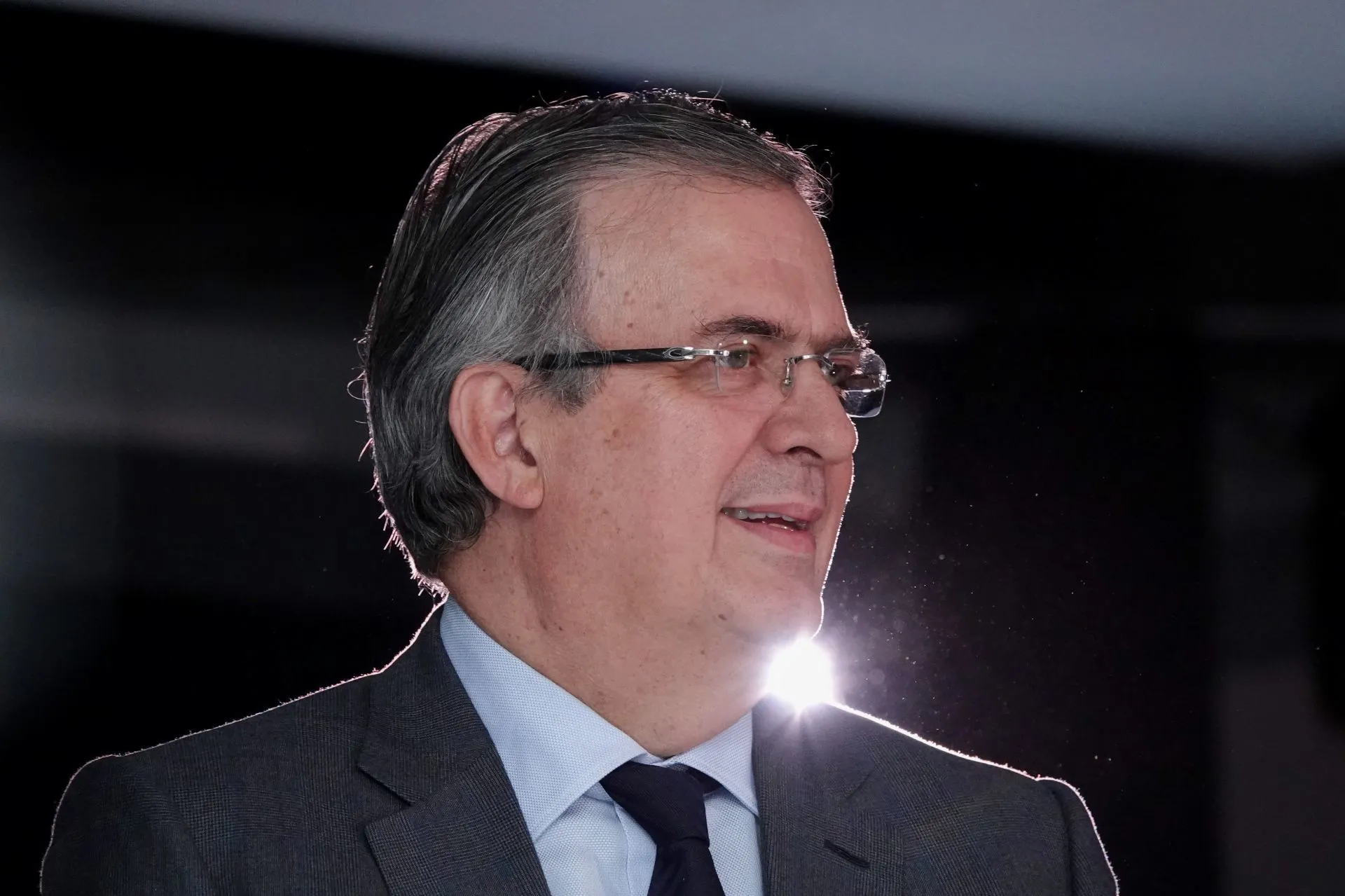 Marcelo Ebrard anuncia su renuncia a la SRE