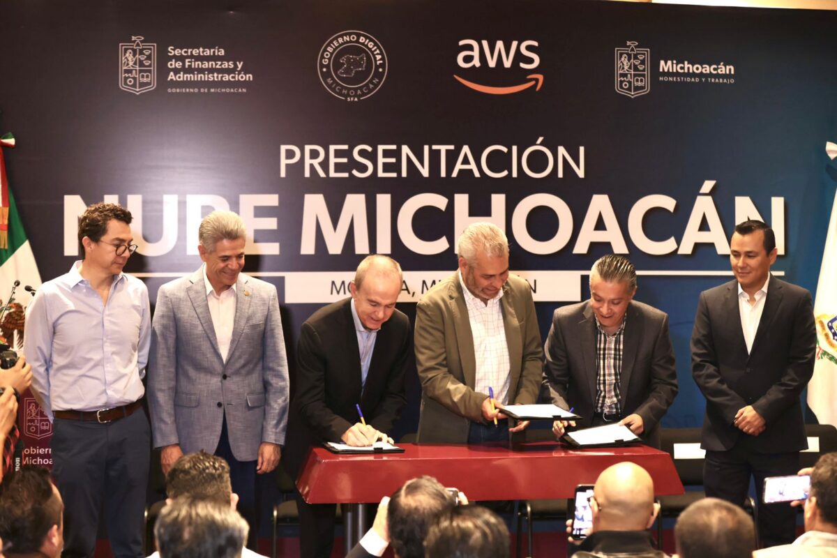 Bedolla y Amazon presentan Nube Michoacán, plataforma que reforzará el gobierno digital