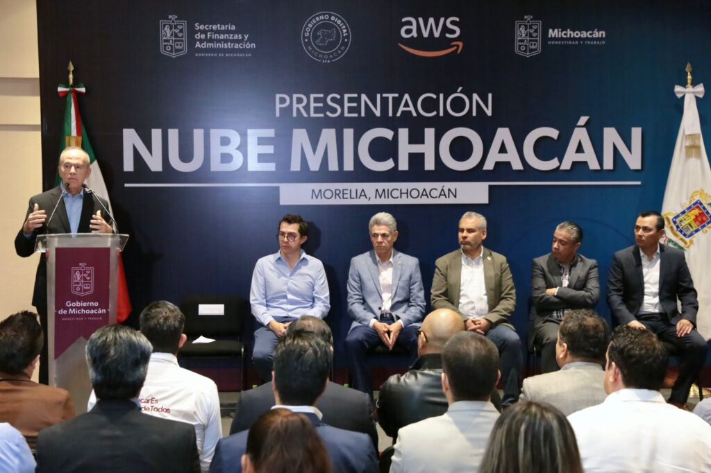 Bedolla y Amazon presentan Nube Michoacán, plataforma que reforzará el gobierno digital2