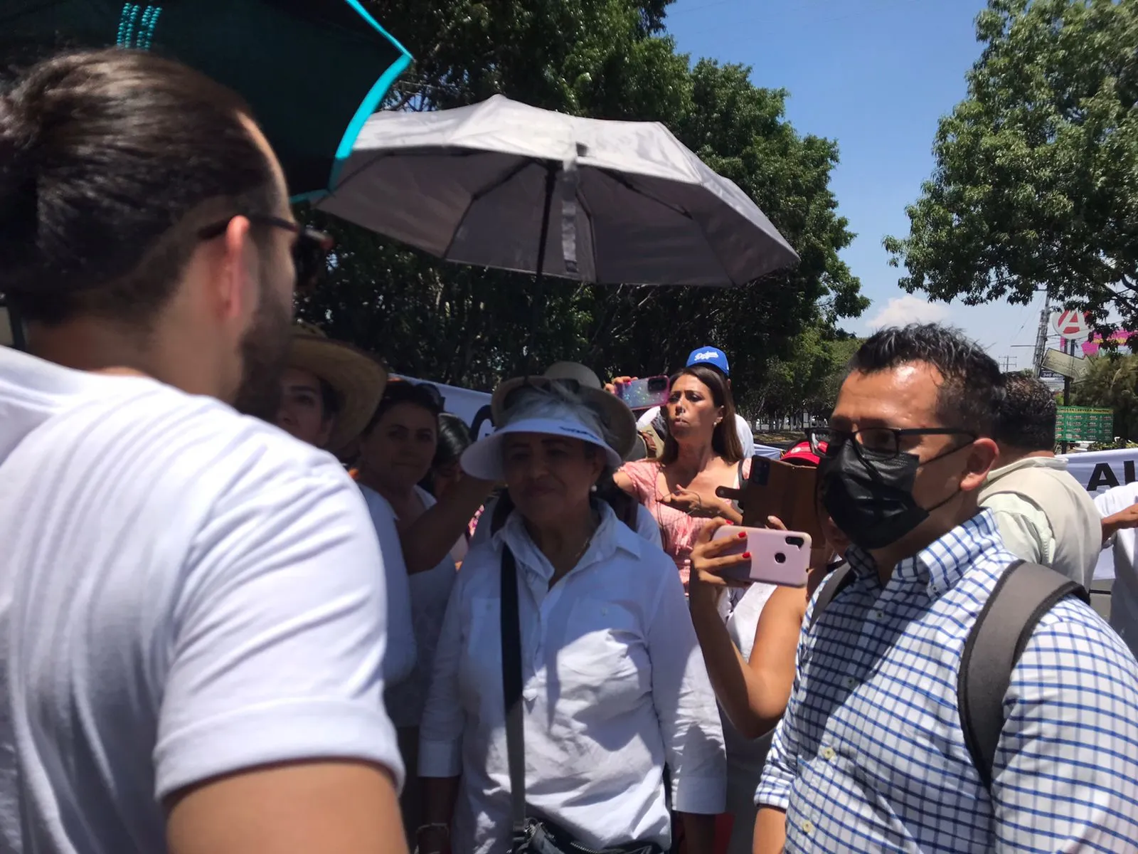 Gobierno bedollista promete mesa de diálogo con opositores a gasoducto2