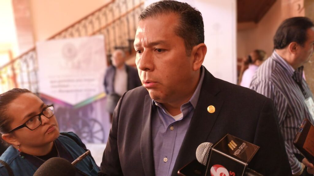 Aun sin candidatura por alcaldía de Morelia, Barragán permanecerá en Morena