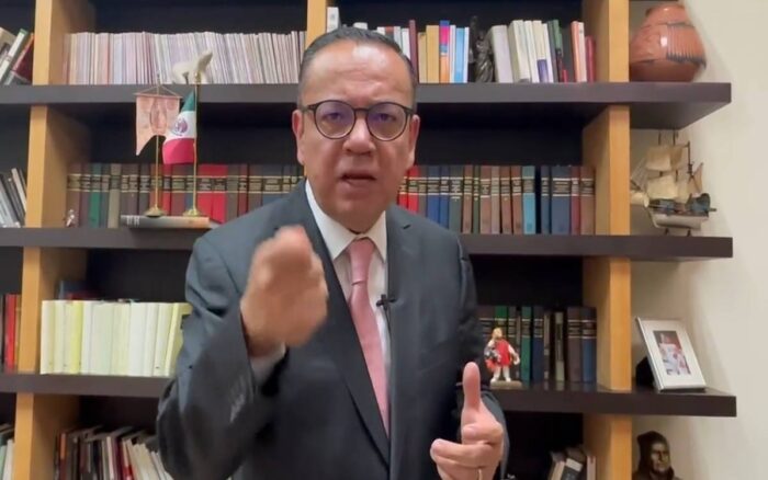 Germán Martínez se baja de la aspiración presidencial