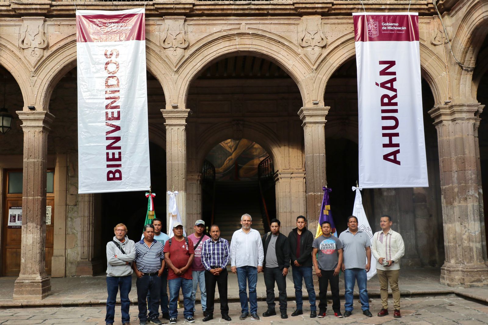 Bedolla trabajo comunidades con autogobierno