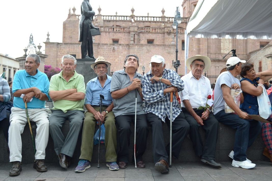 Prevén creación de Comité para el Bienestar de los Adultos Mayores