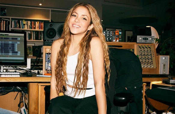 Reconocerán a Shakira por altruismo para niños