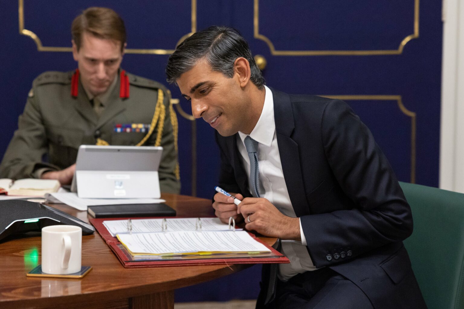 Reino Unido ofrece disculpa a la comunidad LGBT