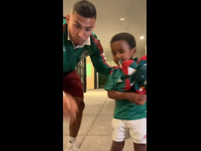 Selección Mexicana sorprende a niño etíope que quiere ser mexicano