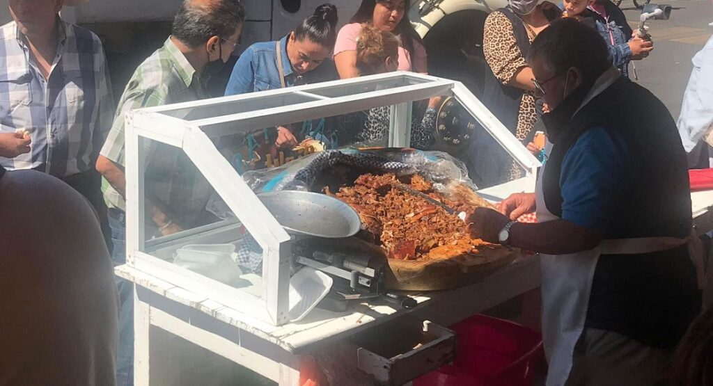 ¿Cuánto cuesta el kilo de carnitas en Quiroga, Michoacán?