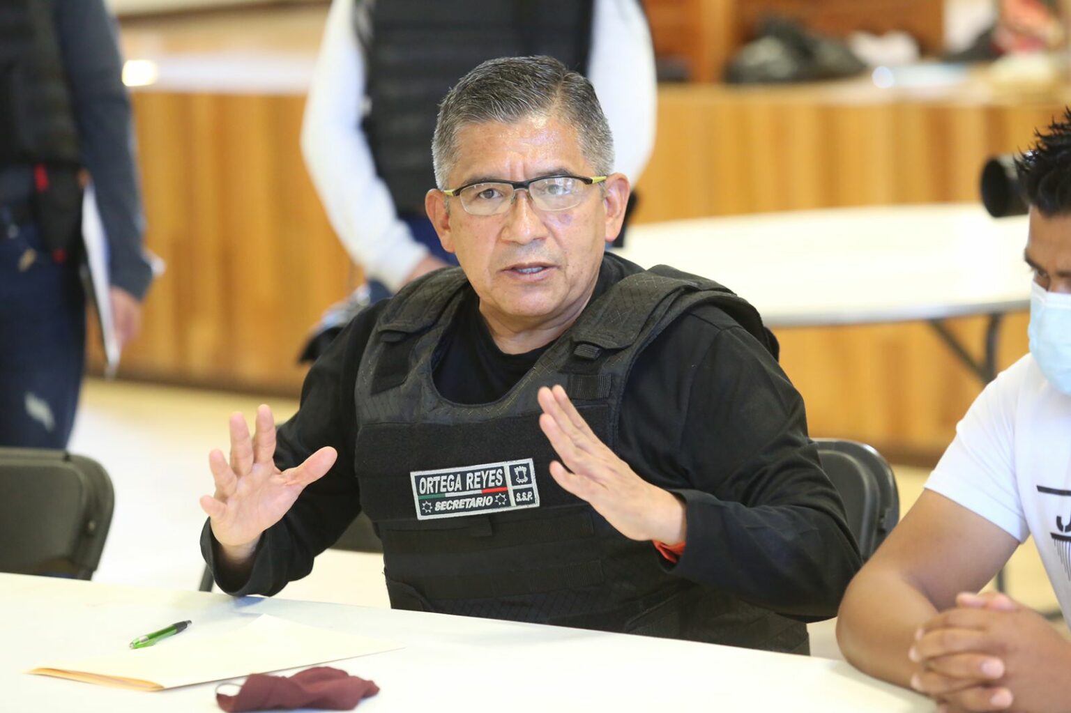 Titular de SSP cancela vía mensaje reunión con diputados