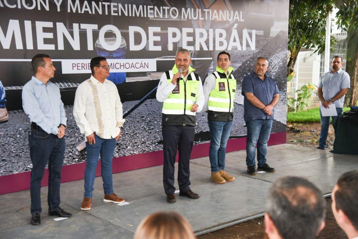 Bedolla pone en marcha rehabilitación del libramiento Peribán