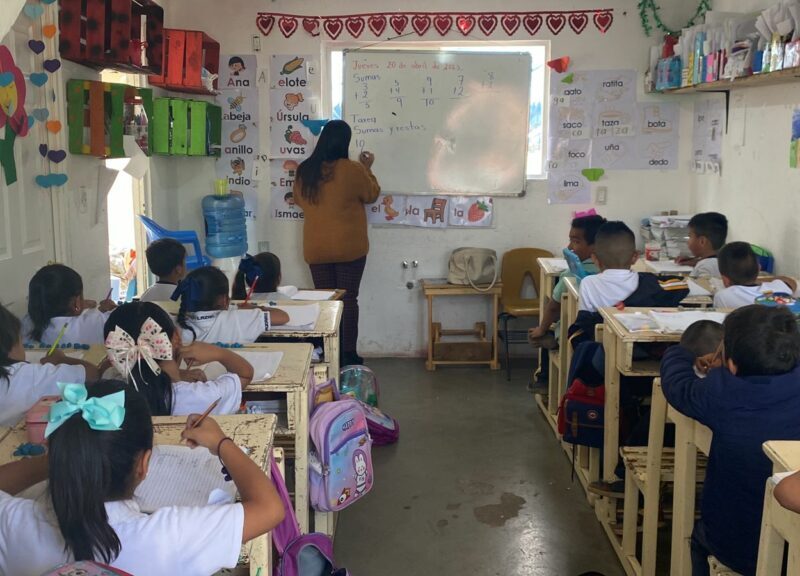 Ciénega y Tierra Caliente, regiones con menor asistencia escolar en Michoacán