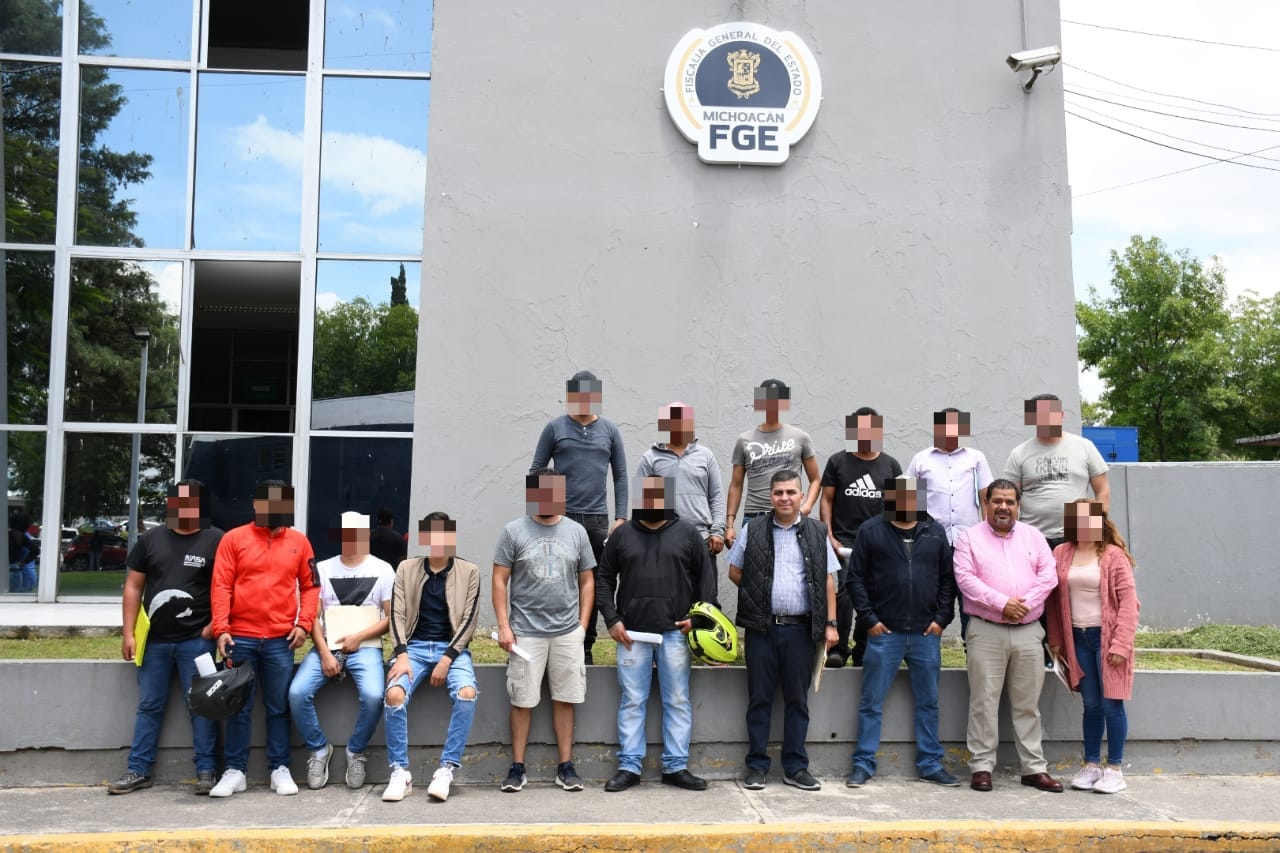 Defraudan a 37 personas que pretend an visas de trabajo en EU