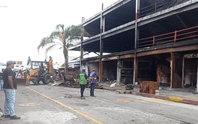 Estacionamiento Independencia emergencia