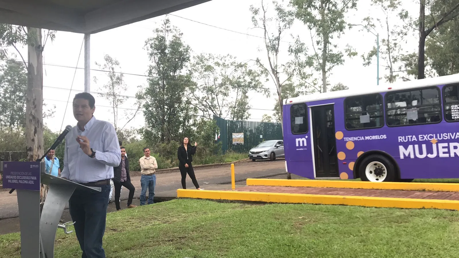 Lanzan rutas de transporte público exclusivas para mujeres
