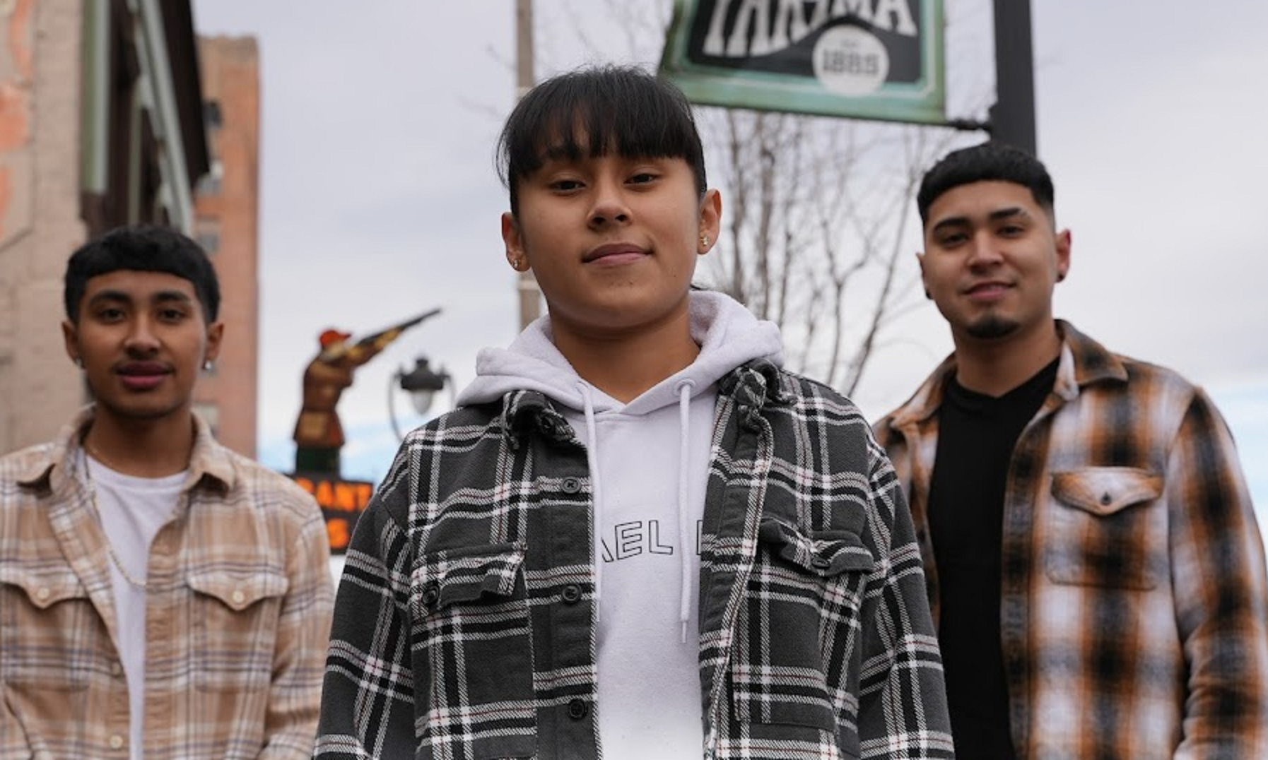 Pese a críticas anuncia AMLO concierto de Yahritza y su Esencia en el Zócalo