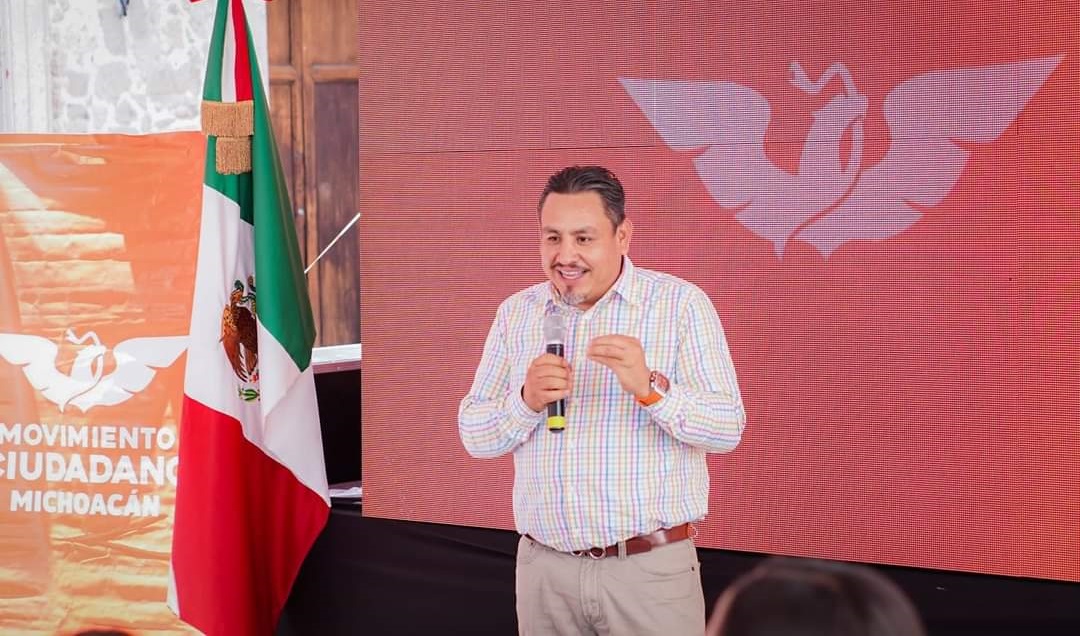 Poder Ejecutivo Víctor Manríquez