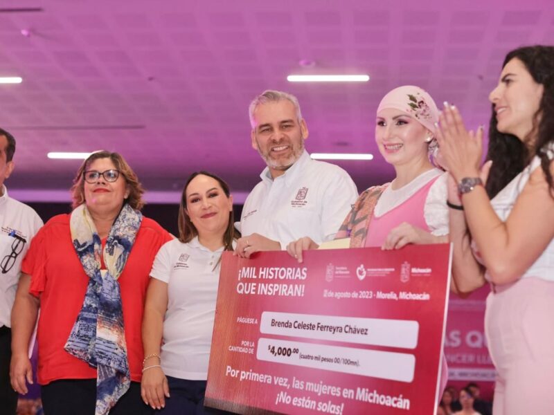 Bedolla respalda a mil mujeres con cáncer; beneficiarias reciben 4 mil pesos mensuales