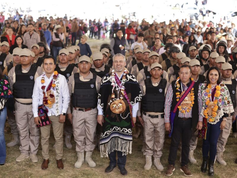 Avanza certificación de kuarichas y rondas comunitarias en Michoacán: Bedolla