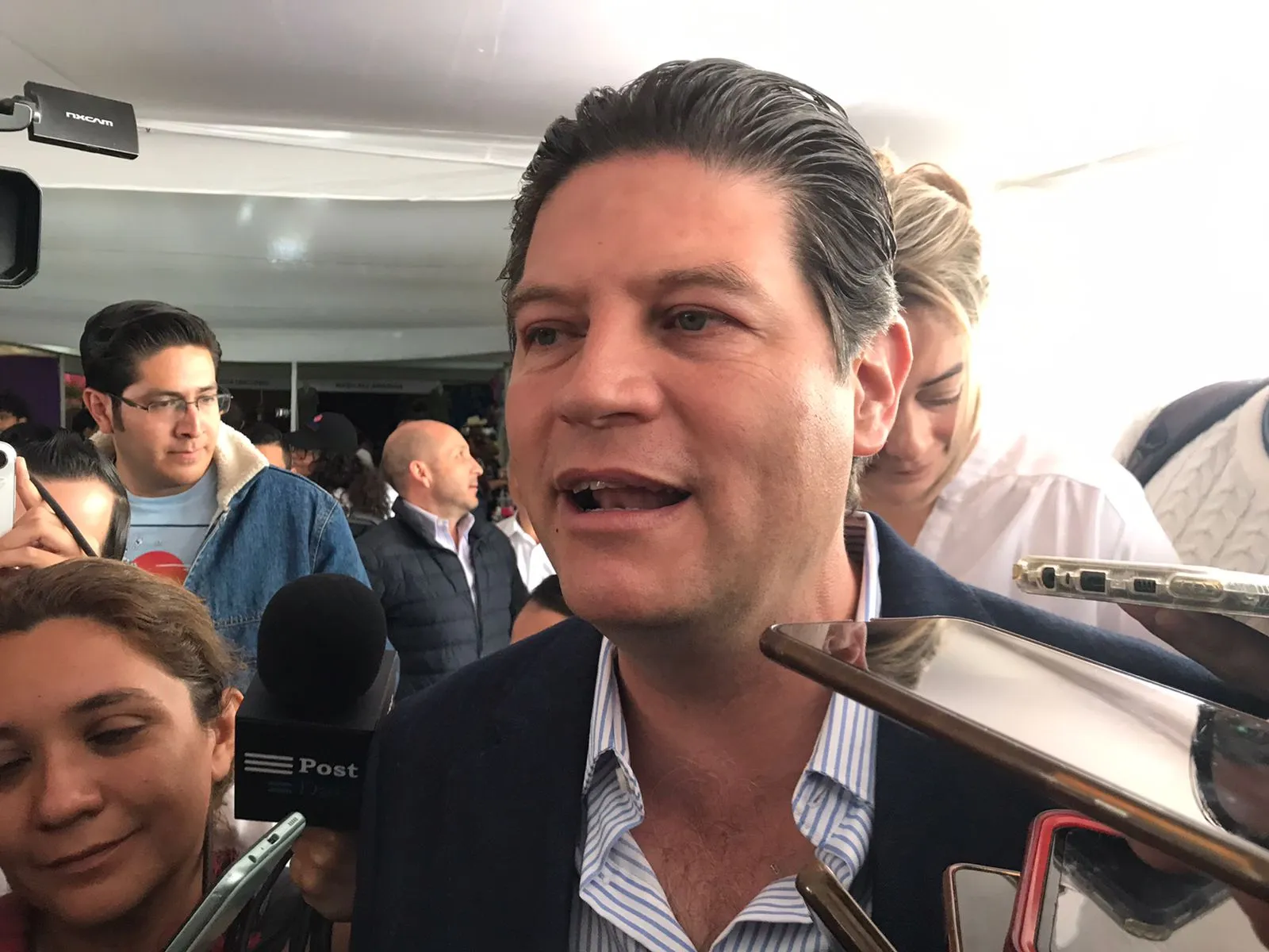 Alfonso niega dar a conocer sus ingresos; califica de ridículas acusaciones de Barragán