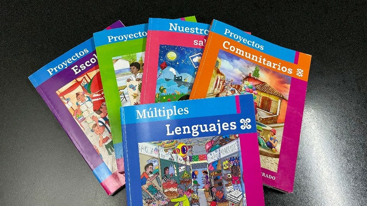 Frena juez distribución de libros de texto en Chihuahua