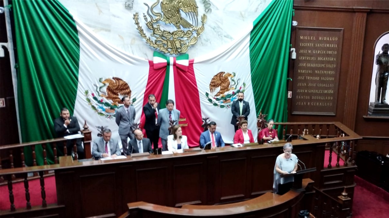 PES hace votos por incrementar productividad legislativa en último año