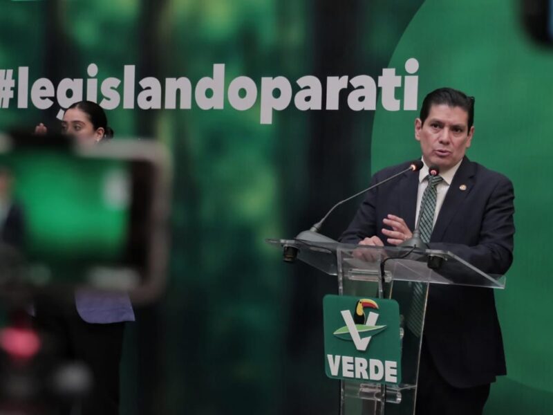 Salida de Marcelo Ebrard en Morena preocupa a PVEM