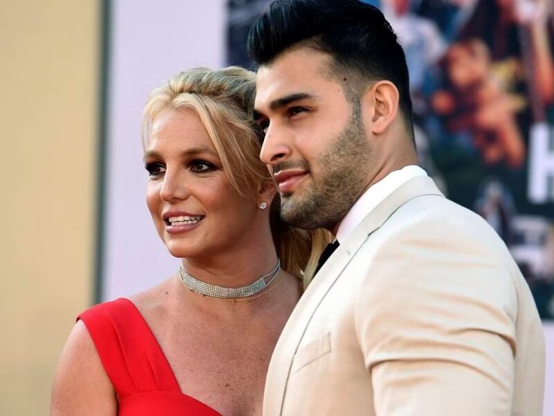 Britney habría “engañado” a Sam