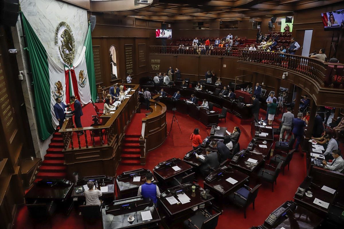 Con más pena que gloria concluye LXXV Legislatura segundo año de labores