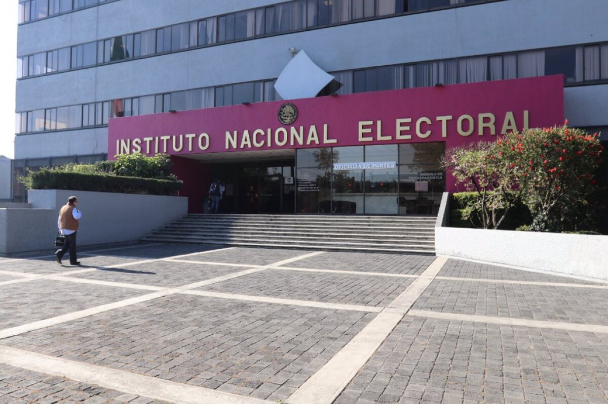 INE aprueba 6 candidaturas independientes