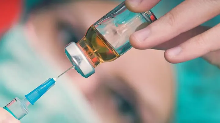 Alerta Cofepris por falsificación de vacuna contra hepatitis B
