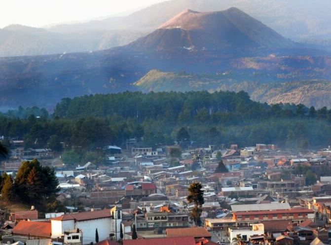 ¿Cuáles son los barrios tradicionales de Uruapan