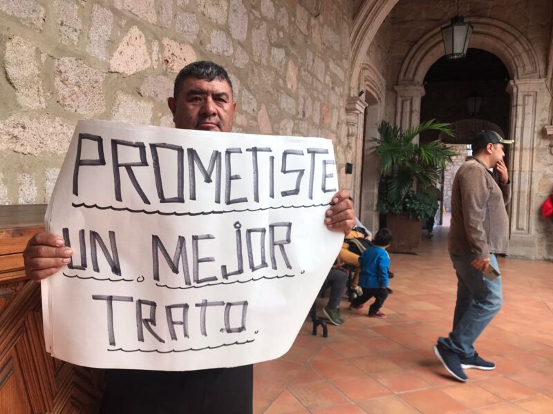 Ambulantes carretilleros, exigen al gobierno de Morelia, los deje regresar a las calles