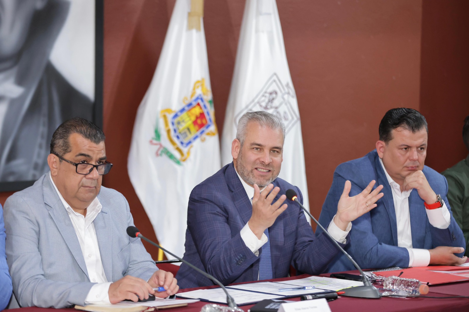 Bedolla a alcaldes responsabilidad presupuesta