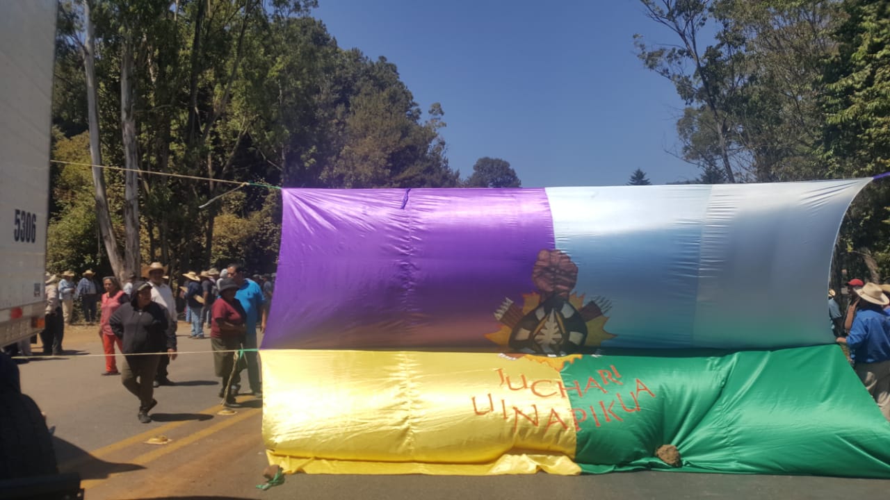 Bloqueos carreteros y marchas encabezarán Pueblos Indígenas de Michoacán