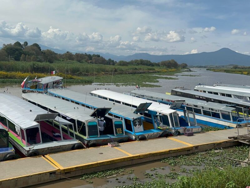 Canales de navegación en Pátzcuaro estarán en condiciones para Noche de Muertos