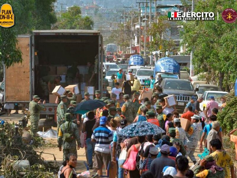 paso de víveres a Acapulco