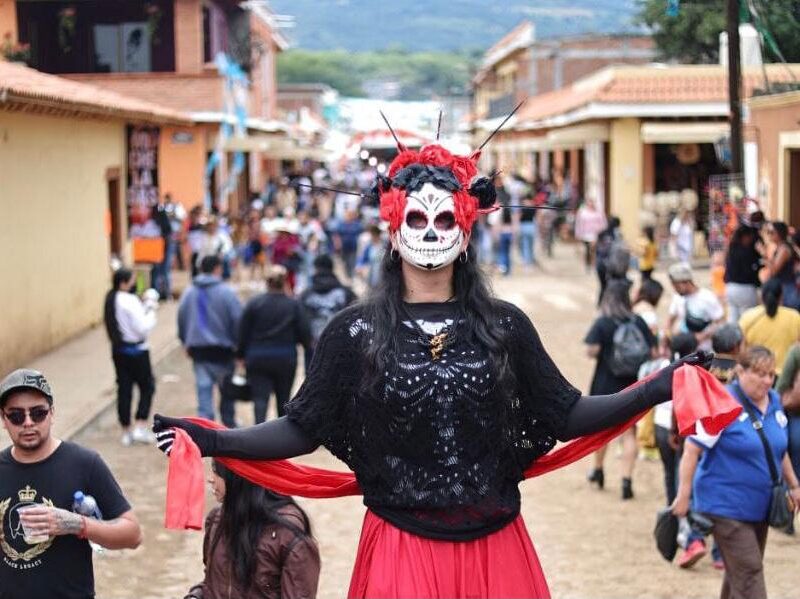 La Catrina siempre será de Capula jefa de Tenencia ante imitaciones Chinas