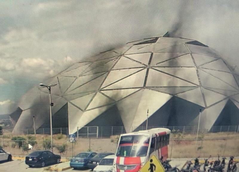 provocado incendio en complejo Bicentenario