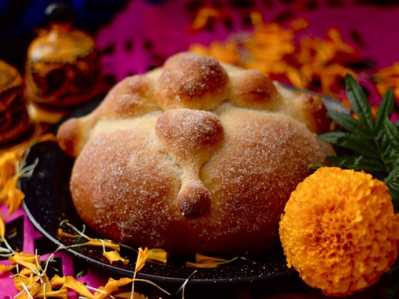 Estas son algunas variedades de pan de muerto en México