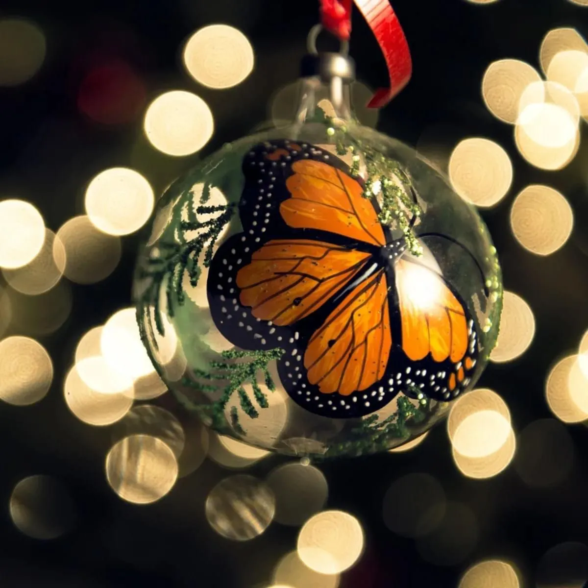 Con producción de árboles y esferas, Michoacán es la estrella de Navidad en México