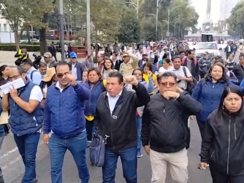 En Ciudad de México exige CNTE aumento salarial del 100%