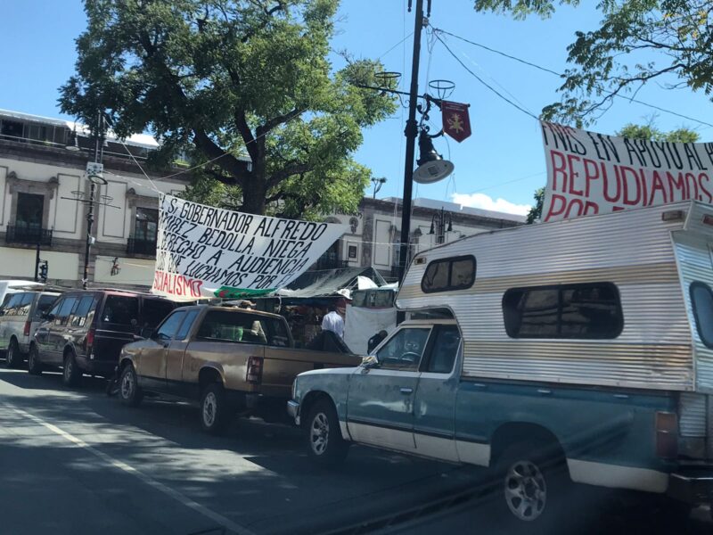 Ofrecen a FNLS otra Plaza en Morelia para que desalojen la Melchor Ocampo