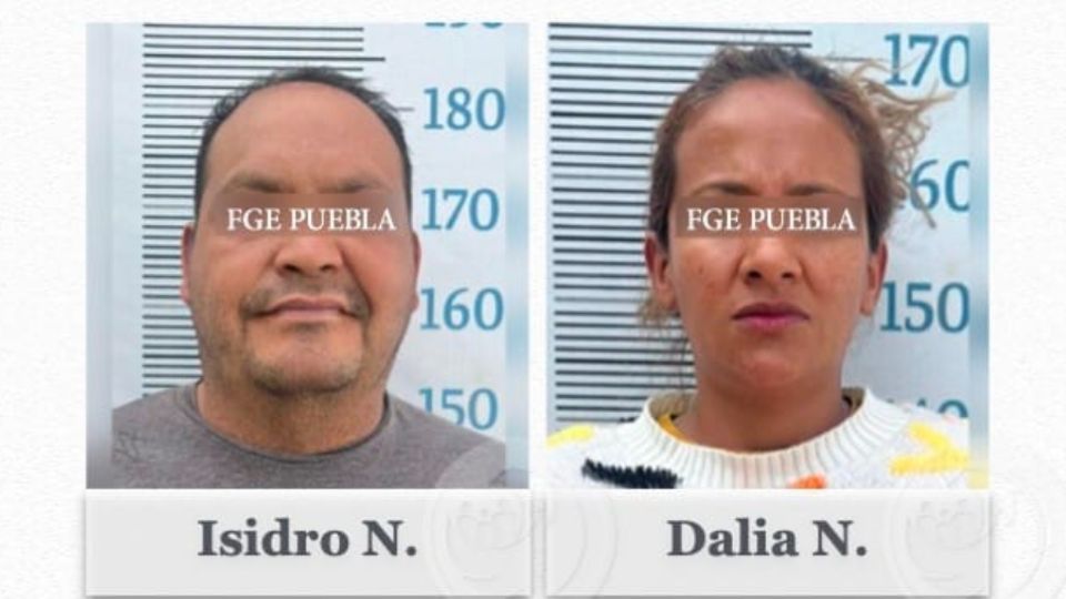 Pareja detenida por quemar a familia