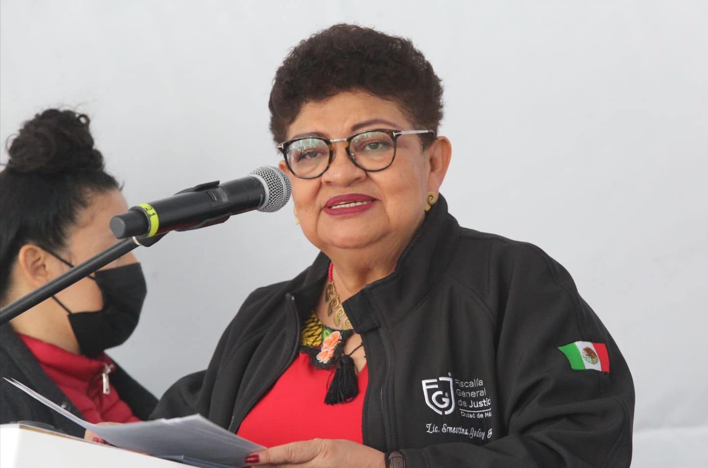 Revelan supuesta inspección de FGJCDMX a teléfonos de políticos